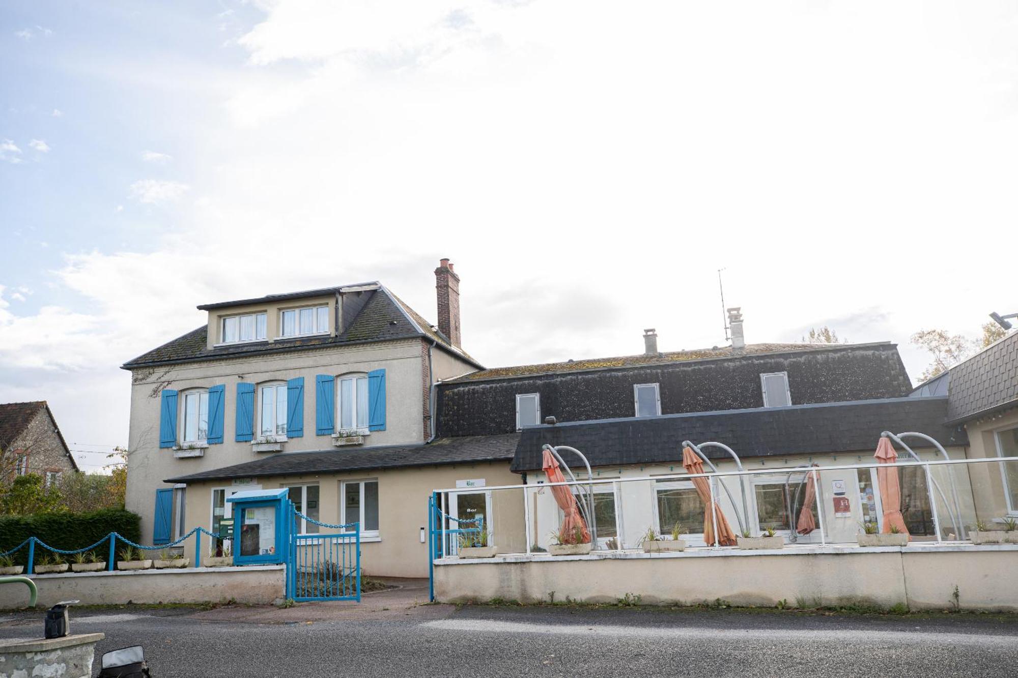 Hotel Restaurant Des 4 Ecluses Gaillon المظهر الخارجي الصورة
